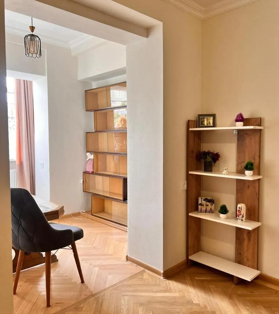 Sunny Apartment Tbilisi