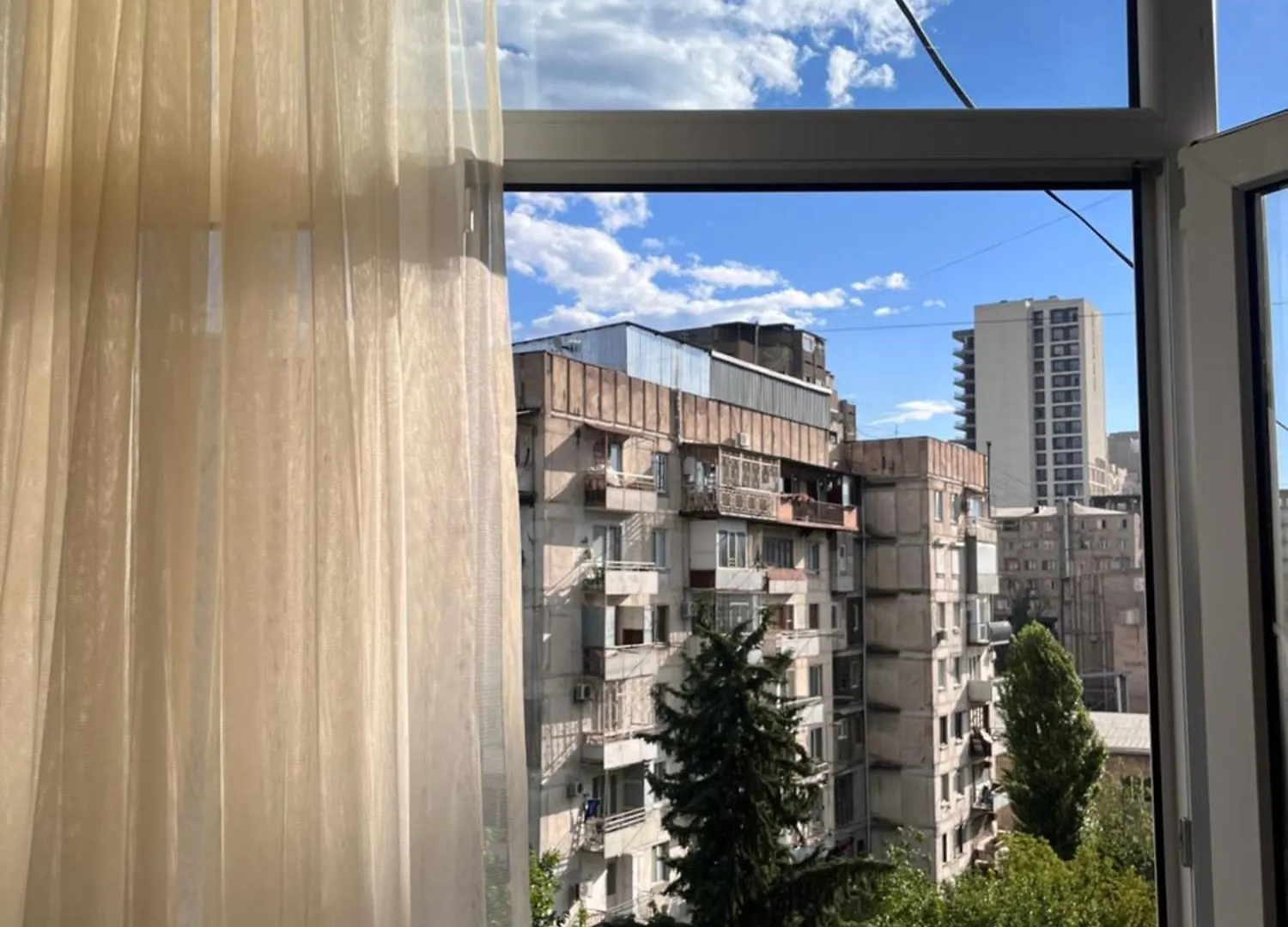 Sunny Apartment Tbilisi Georgia