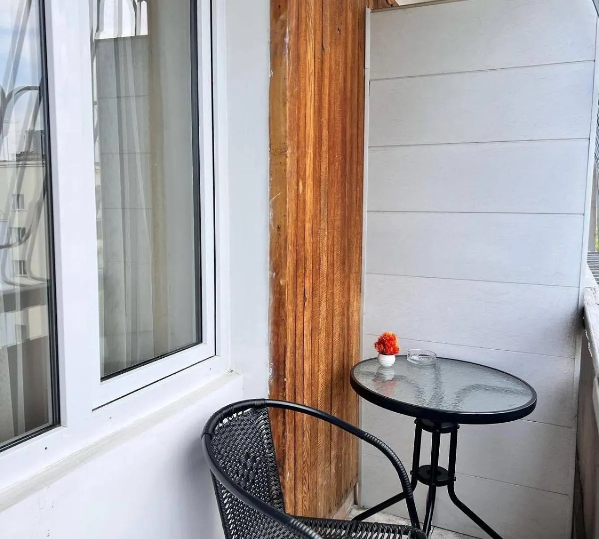 Sunny Apartment Τυφλίδα Γεωργία